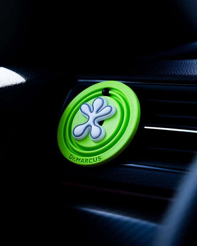 BN_Dr-MARCUS_Lucky_Pin